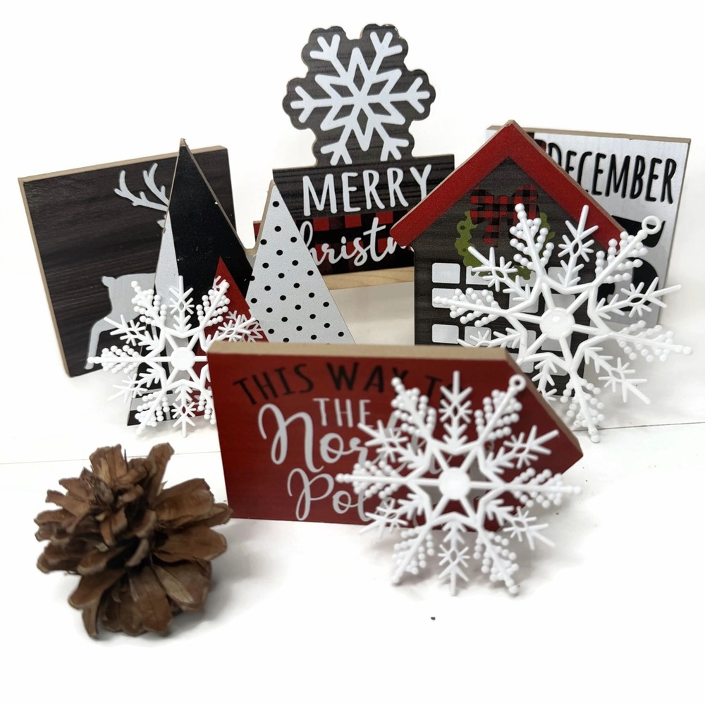 Festive Holiday Tiered Tray Decor Lot 11 Pieces